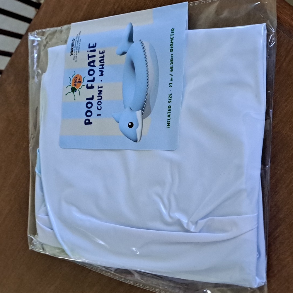 Shark/ whale Pool floating / BUNDLE ONLY 2or more items